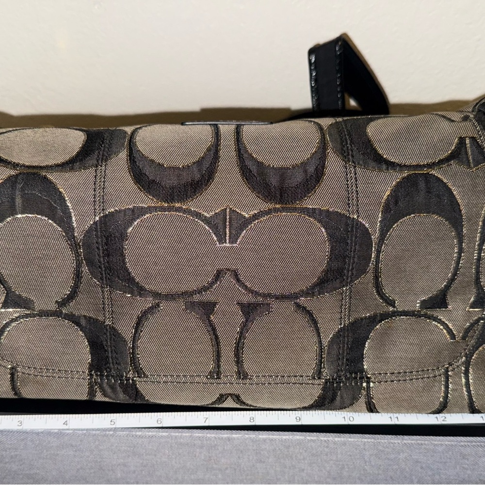 Coach Black and Brown Signature Shoulder Bag with Wallet - Picture 13 of 14
